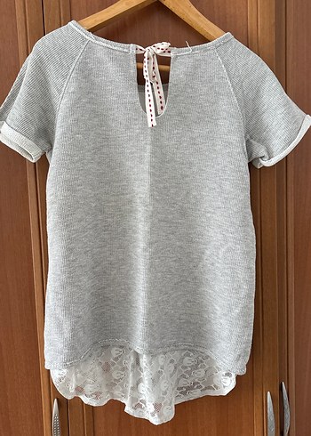 Dantelli Gri  Kısa Kollu Tişört - Görsel 5