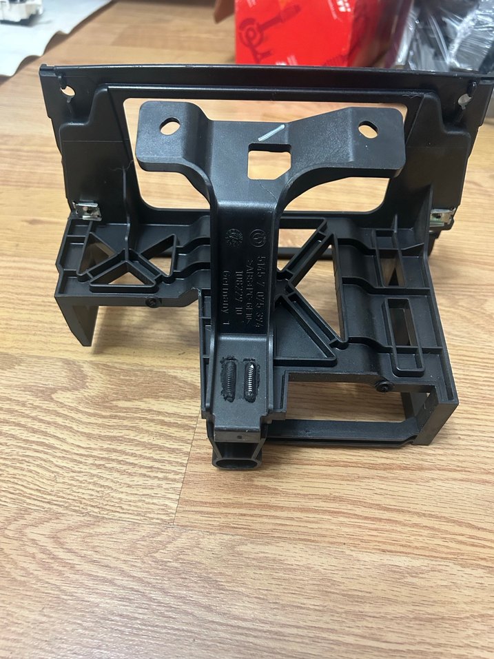 BMW e90 teyp iç çerçeve - Görsel 4