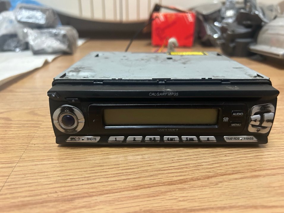 Calgary MP35 Siyah Müzik Sistemi - Görsel 2