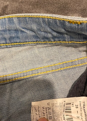 28 Beden Gri Düğmeli Kadın Midi Kot Pantolon