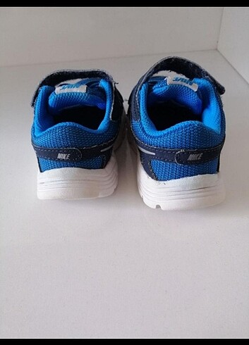 22 Beden Orjinal nike spor ayakkabı
