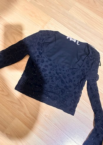 Uzun Kollu Siyah Boncuk İşlemeli Bluz - Görsel 3