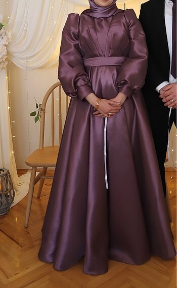 Nişan elbisesi