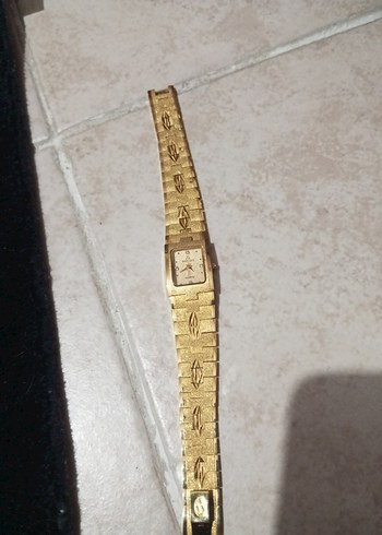 Swatch Altın vintage Klasik Kadın Saati