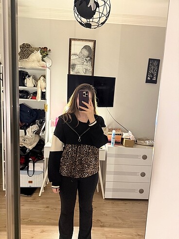Zara leopar detaylı sweatshirt
