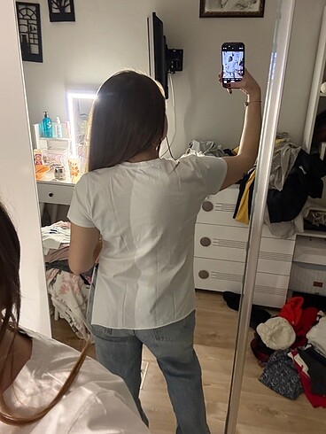 s Beden Quzu yanı yırtmaç detaylı tshirt