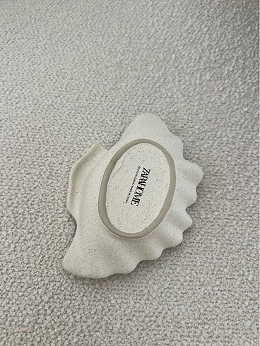 Zara Home Minik küçük takılık