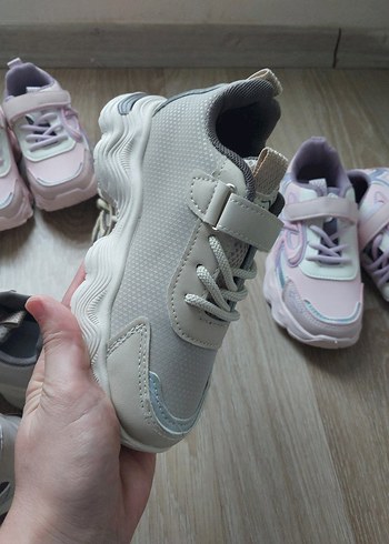 Kız Çocuk Bağcıklı ve Cırtlı Spor Ayakkabı - Görsel 10