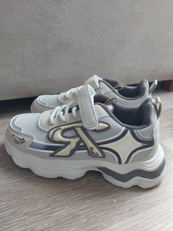 Kız Çocuk Bağcıklı ve Cırtlı Spor Ayakkabı - Görsel 4