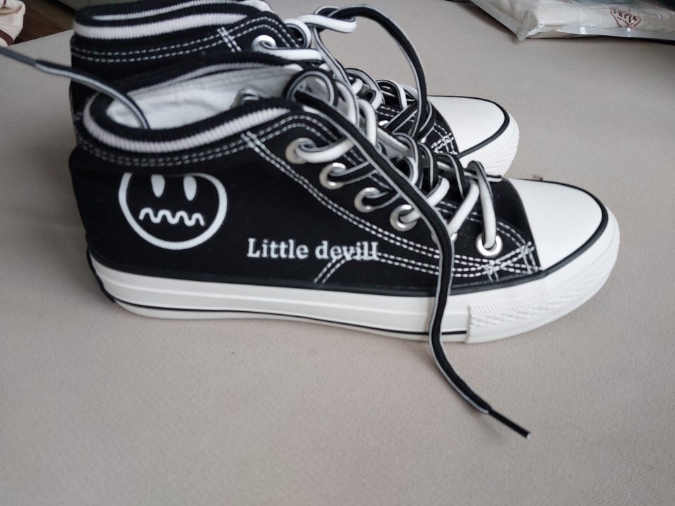 Siyah Baskılı Stiletto Topuklu Kadın Spor Ayakkabı - Görsel 3