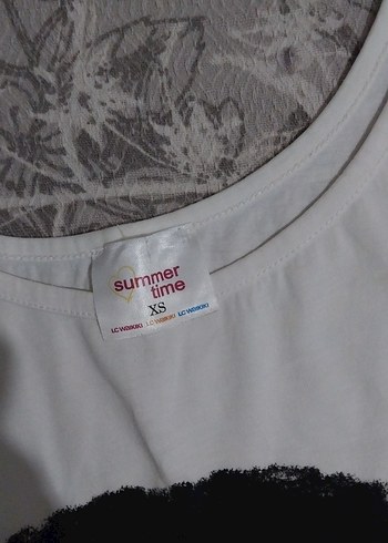 Düğmeli Beyaz Plaj ve Günlük Tshirt