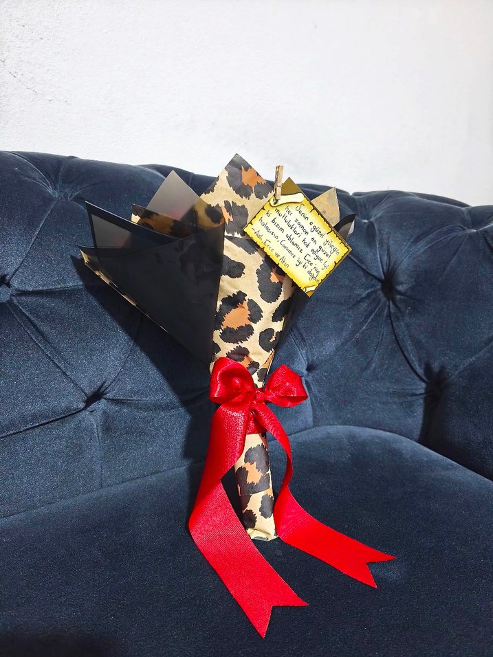 15 li kırmızı gül buketi - Görsel 2