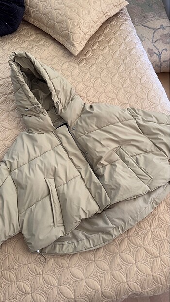 Zara mont