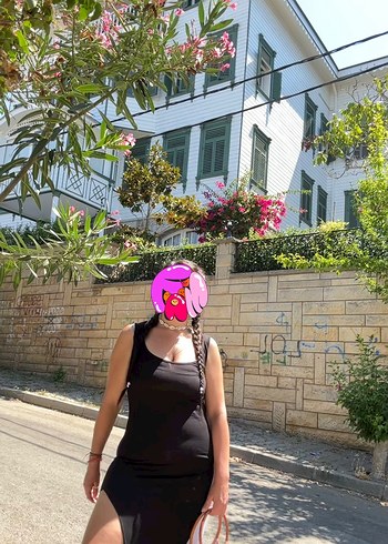 Yırtmaçlı elbise - Görsel 3