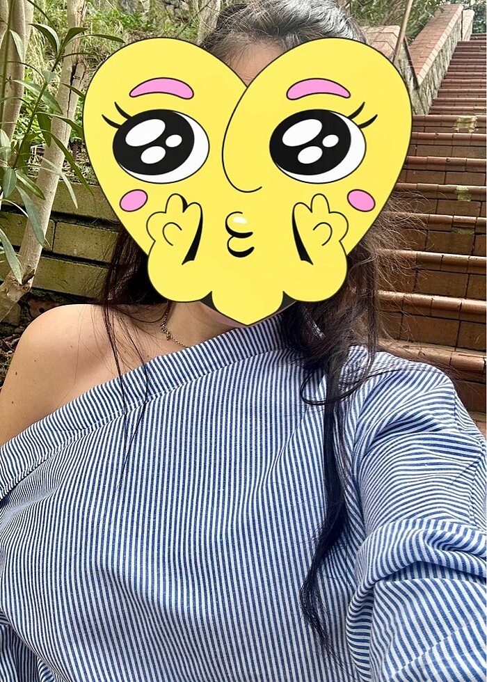 Bir Omzu Açık Çizgili Gömlek - Görsel 3