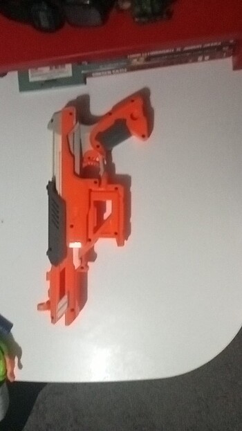  Nerf silahı 