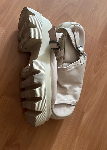 Hakiki Deri Bej Platform Topuklu Kadın Sandalet - Görsel 3