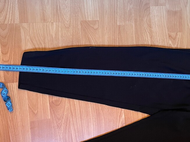 36 Beden lacivert Renk Siyah pantolon