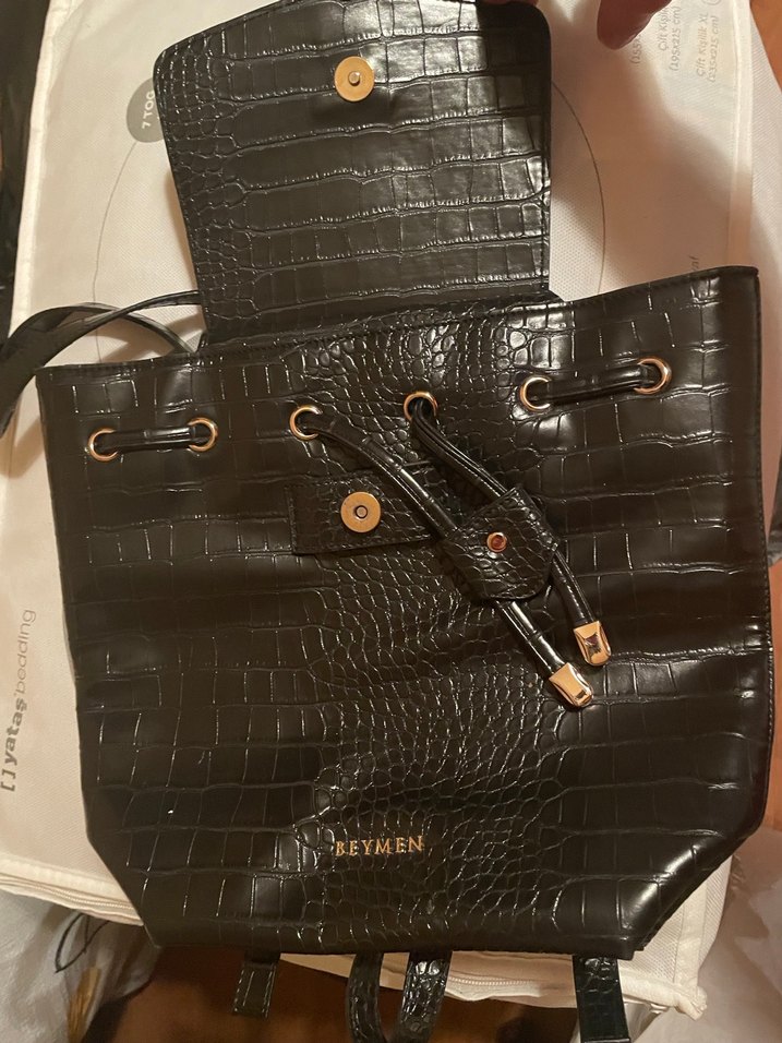 Siyah Deri Croco Desenli Kadın Sırt Çantası - Görsel 2