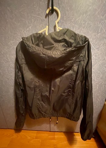 Fermuarlı Siyah Kapüşonlu Kadın Ceket - Görsel 3