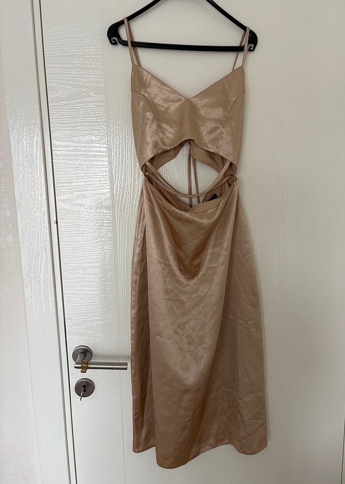 Saten elbise - Görsel 2