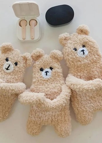 Bej Peluş Ayıcık airpods kılıfı örgüden Amigrumi