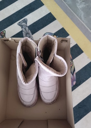 Kız Çocuk pembe ortapedik kar botu