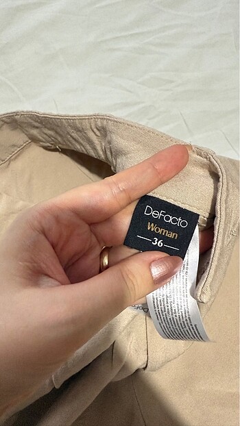 s Beden Defacto şort
