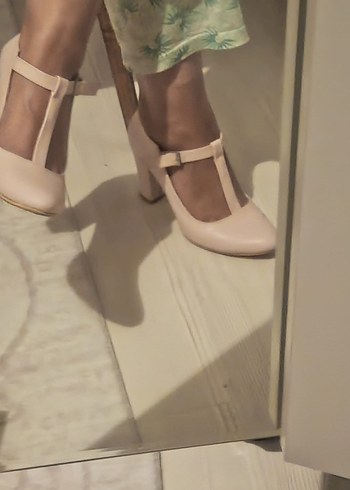 Bej Stiletto Topuklu Kadın Platform Ayakkabı