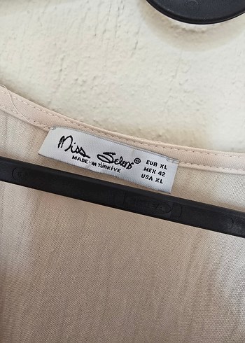 Bej V Yakalı Uzun Keten Elbise - Görsel 2