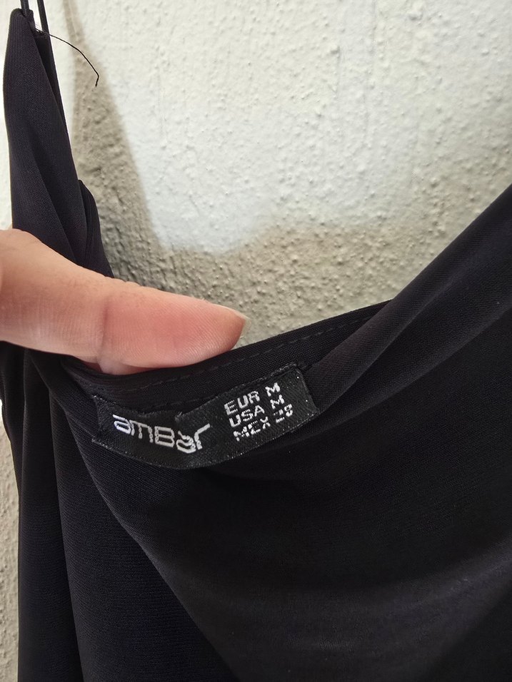 Siyah Drapeli İp Askılı Elbise - Görsel 2