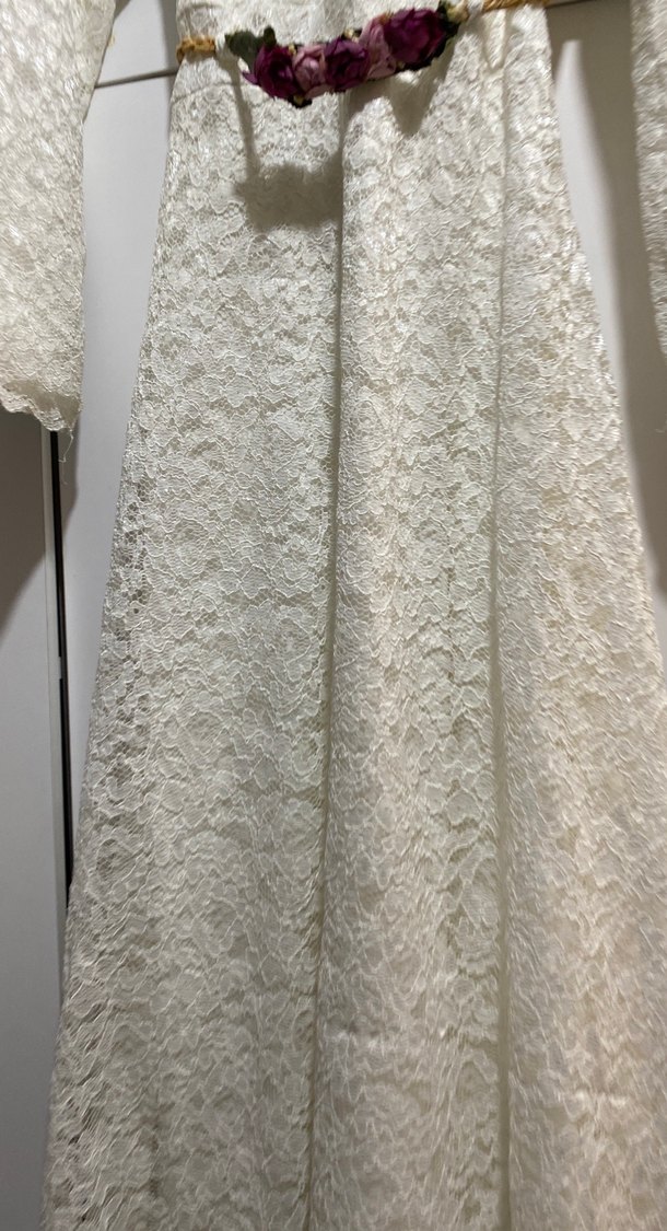 Dantel Detaylı Beyaz Uzun Bohem Gelinlik - Görsel 4