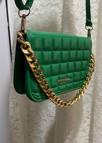 Zincir Detaylı Yeşil Deri Kadın Çanta - Görsel 3