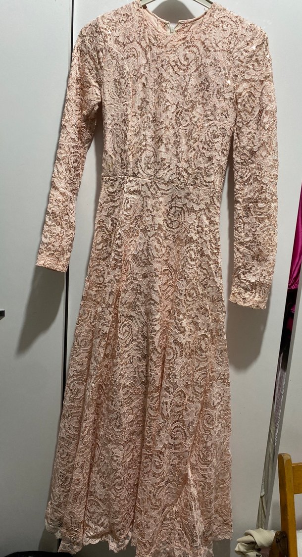 Bej Dantel İşlemeli Uzun Kollu Uzun Elbise - Görsel 4