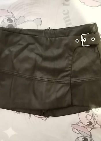 Bershka Suni Deri Şort Etek - Görsel 4