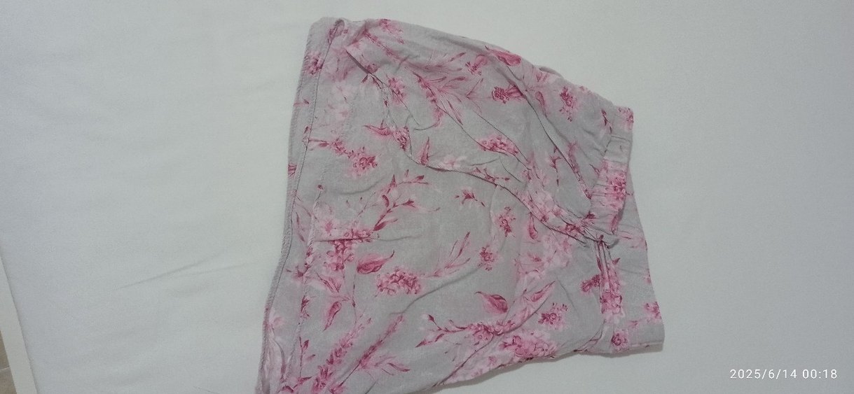 Pembe Batik Desenli Kadın Mini Şort - Görsel 2