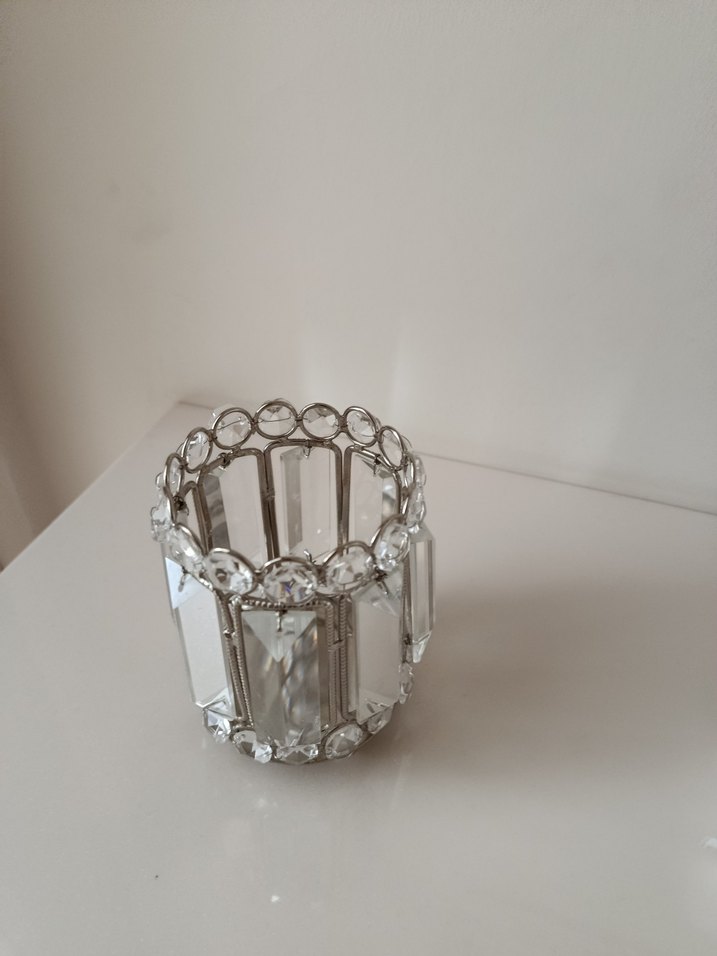 Beyaz Kristal Detaylı Mumluk - Görsel 2