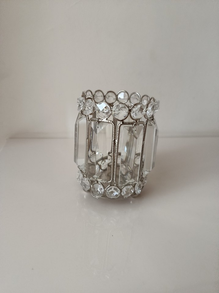 Beyaz Kristal Detaylı Mumluk - Görsel 3