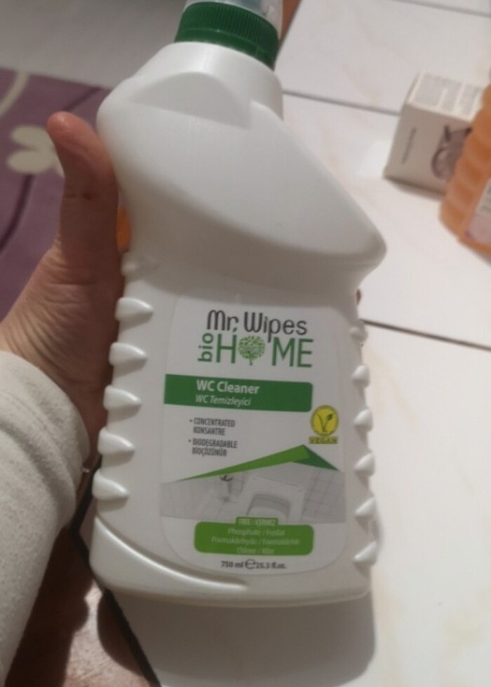 Farmasi temizlik ürünüdür. Tuvalet temizliği için kesin ve hijye - Görsel 2