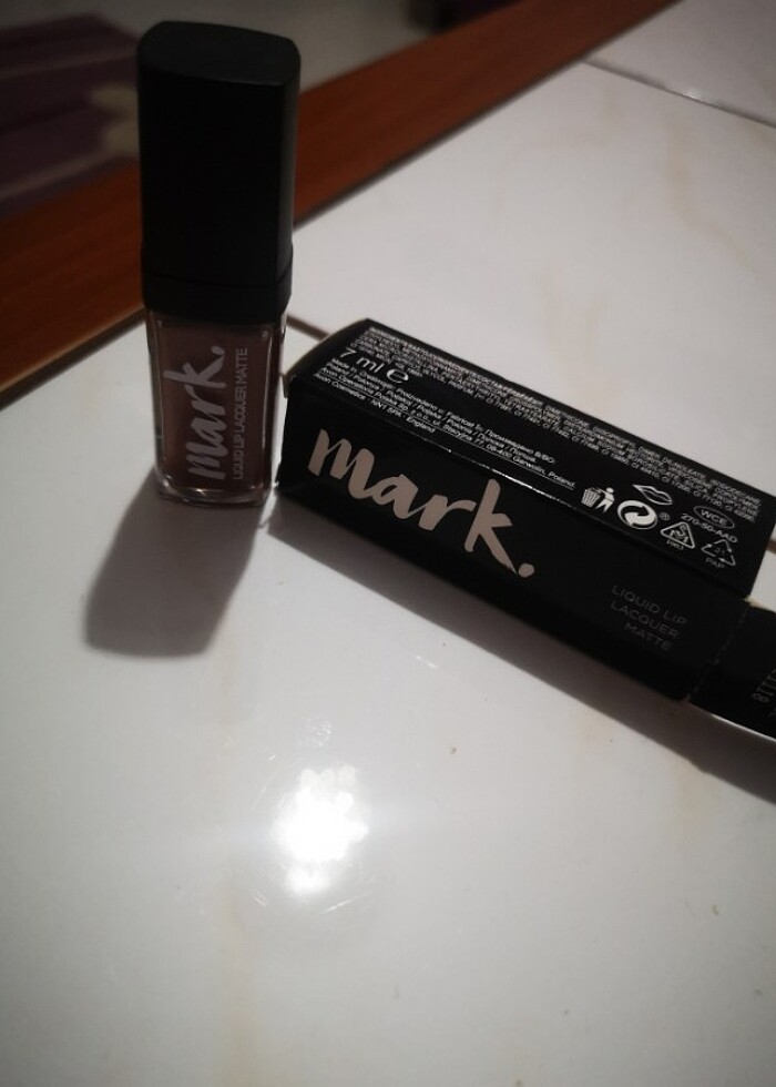 Avon marka bayan lipstick ruj yeni üründür.  - Görsel 2