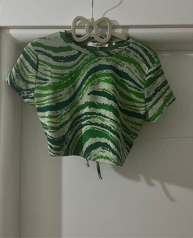 Desenli Crop Bluz