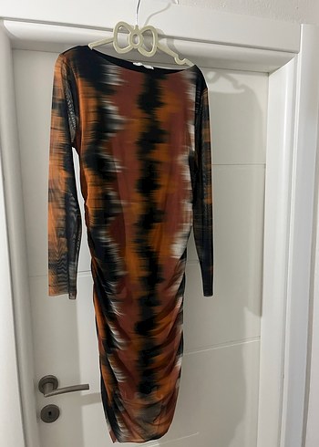 Desenli Tül Elbise - Görsel 2