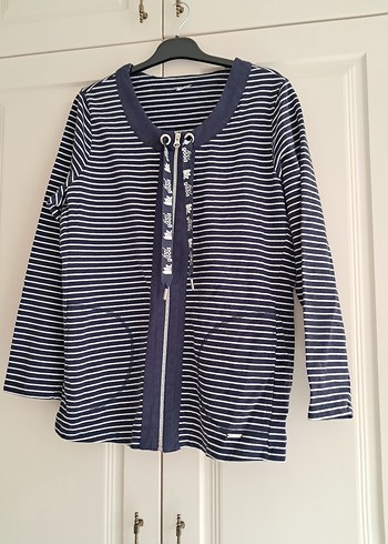 Çizgili Fermuarlı Kadın Hırka - Görsel 3