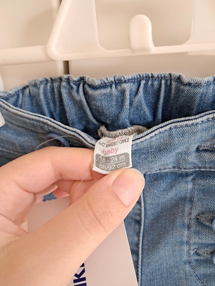 Düğmeli Kız Çocuk Kot Pantolon - Görsel 4