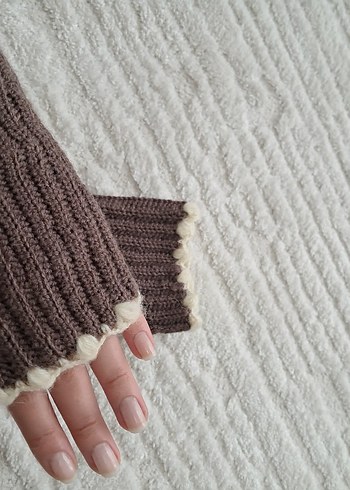 Kibar Kore model kadın Eldiven - Görsel 3