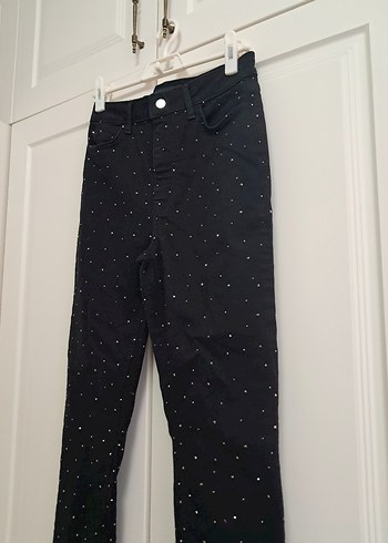 Düğmeli Siyah Pullu Kadın Kot Pantolon - Görsel 3