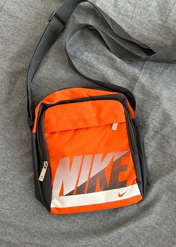 Nike Turuncu Capraz Canta