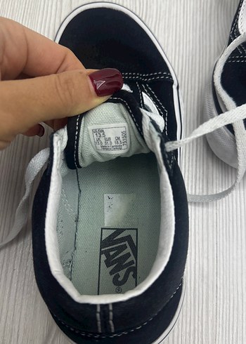 Siyah Beyaz Bağcıklı Sokak Stili Spor Ayakkabı - Görsel 7