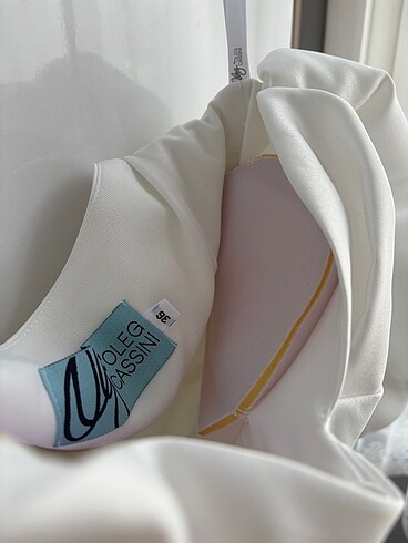 36 Beden Oleg Cassini Mini Gelinlik