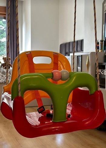 Renkli Bebek Salıncağı - Görsel 2